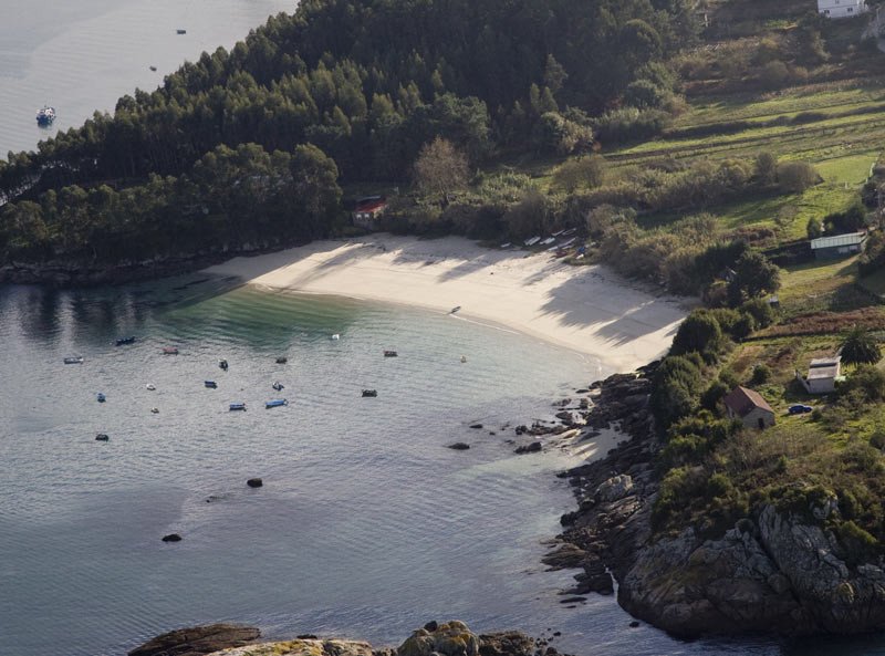 Playa de Pinténs, en O Hío